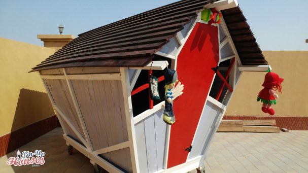 DIY kids wooden playhouse plans