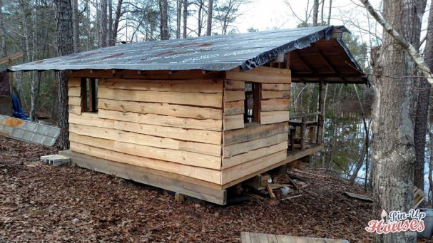 small cabin roof construction