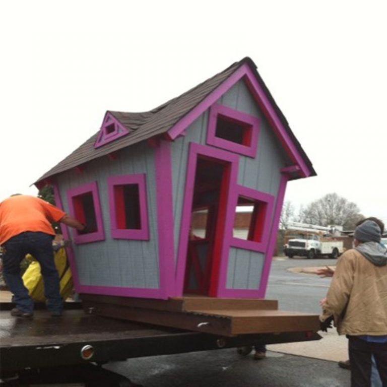 crooked-doghouse-play-houses-crooked-house-dog-houses