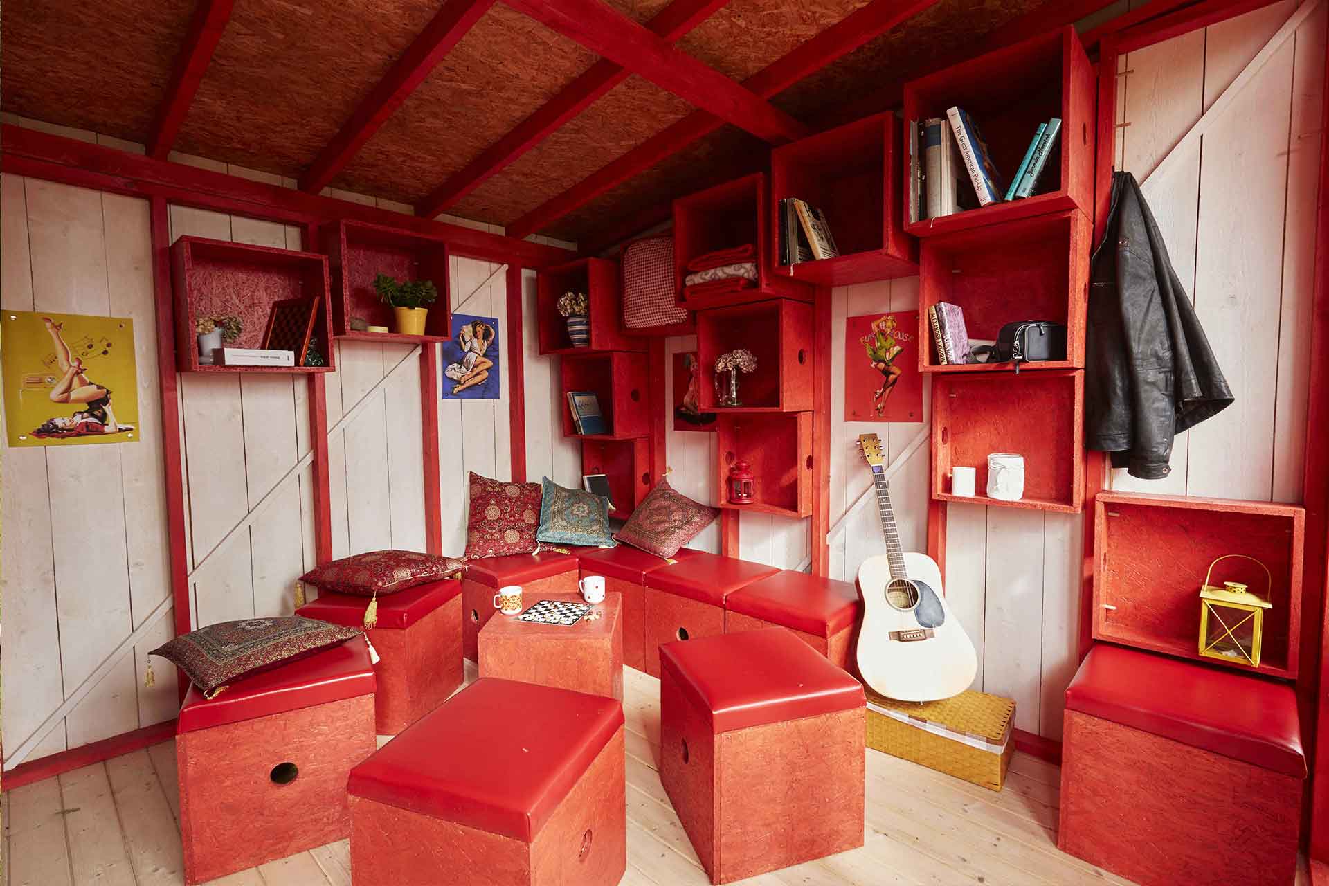 wooden small cabin Cheryl interior