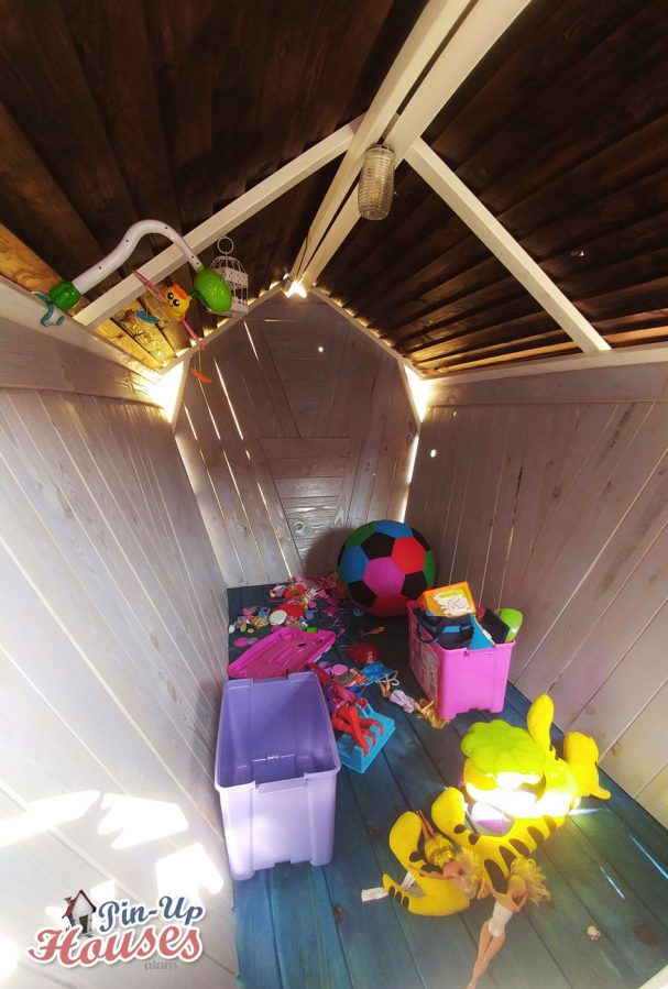 cheap playhouses made of wood